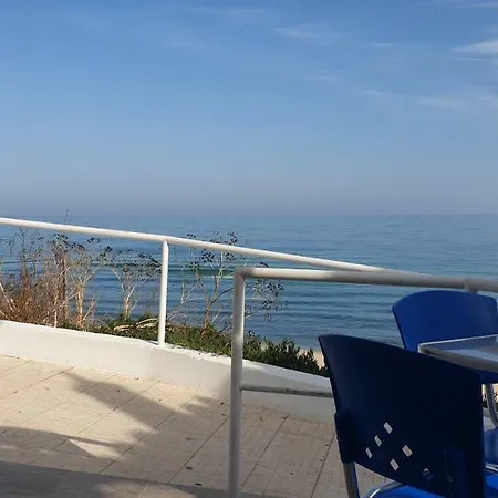 Beachfront In Praia Da Salema