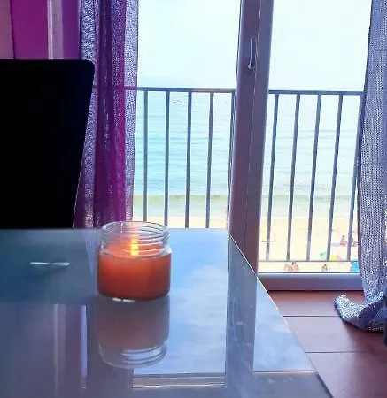 Lägenhet Beachfront In Praia Da *